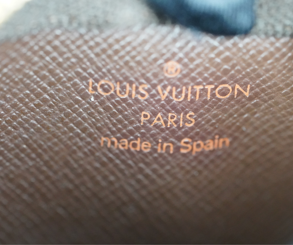 Pre-Loved Louis Vuitton Damier Ebene Key Pouch
