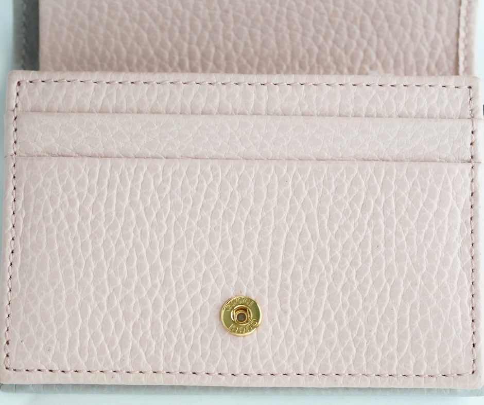 Pre-Loved Gucci Compact Bifold Wallet Leather in Gray Pink